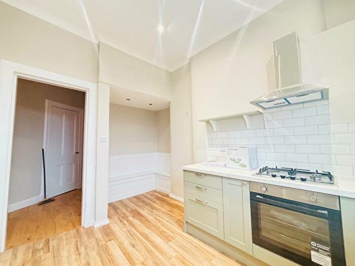 1 Bedroom Flat To Rent In Langside Road, Crosshill, Glasgow, G42