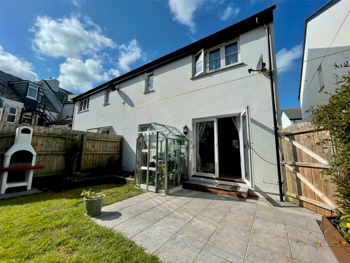 3 Bedroom Semi-Detached House To Rent In Stratton, Bude, EX23