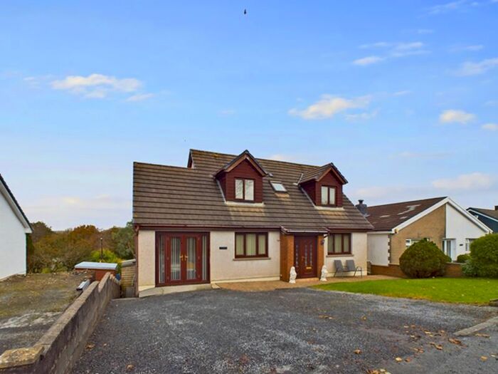 4 Bedroom Detached House For Sale In Rhydargaeau, Carmarthen, SA33