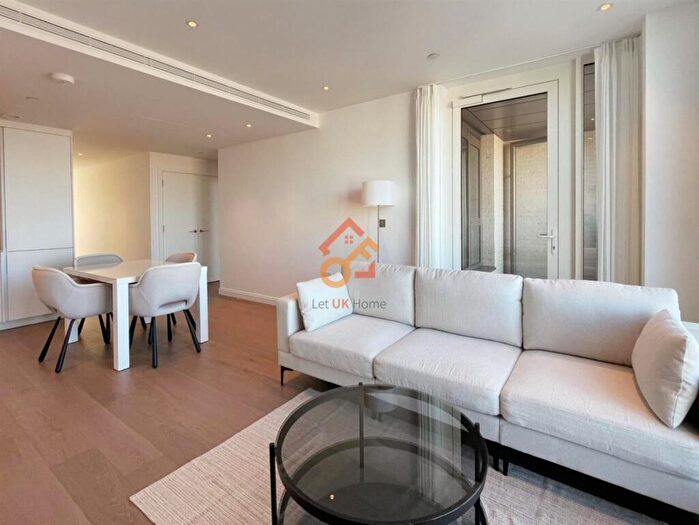 2 Bedroom Flat For Sale In Phoenix Court, Kennington Lane, London, SE11