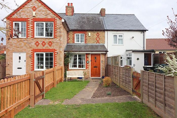2 Bedroom Terraced House For Sale In Bedford Road, Barton Le Clay, Bedfordshire, MK45