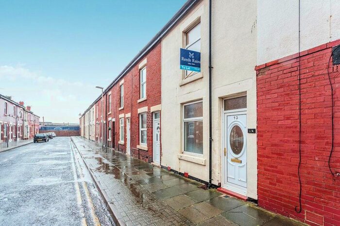 2 Bedroom Terraced House To Rent In Cross Street, Blackpool, Lancashire, FY1