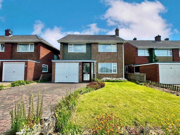 3 Bedroom Detached House For Sale In Cloche Way, Upper Stratton, Swindon, SN2