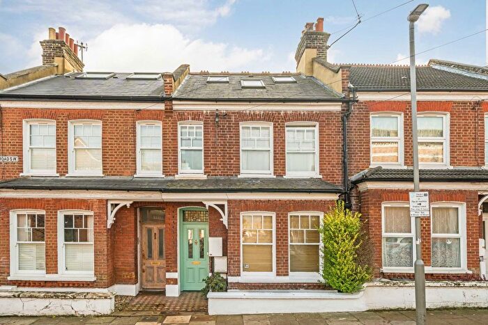 4 Bedroom Terraced House For Sale In Romberg Road, Tooting, SW17