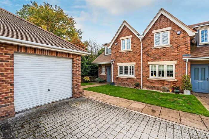 3 Bedroom Semi-detached House For Sale In Whitehaven Drive, Great Bookham, KT23