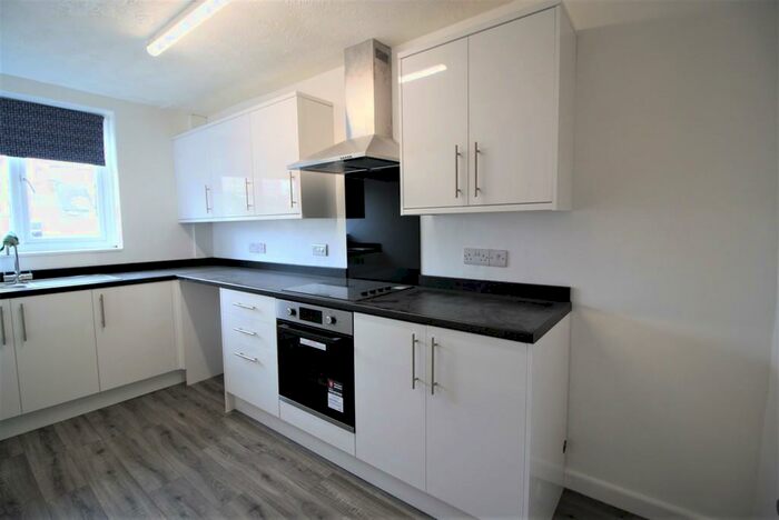 1 Bedroom Apartment To Rent In / Clifton Road, Exeter, EX1
