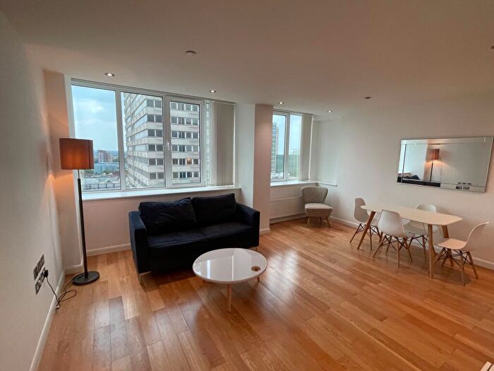 2 Bedroom Apartment To Rent In Lansdowne Road, Croydon, CR0