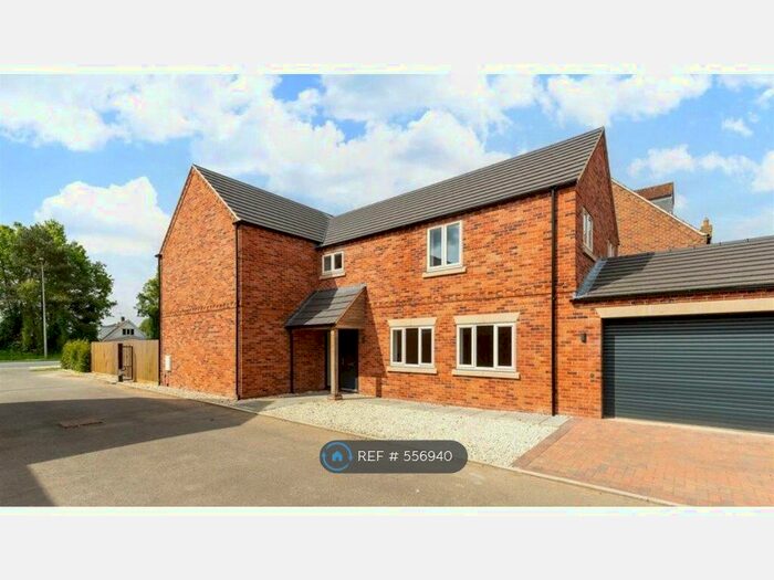 4 Bedroom Detached House To Rent In Grant Close, Newark, NG24
