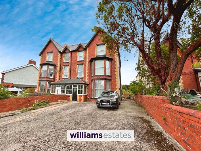 2 Bedroom House To Rent In St George's Road, Abergele, LL22