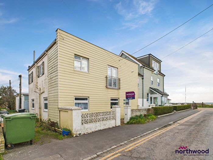 2 Bedroom Flat To Rent In Collier Road, Pevensey Bay, BN24