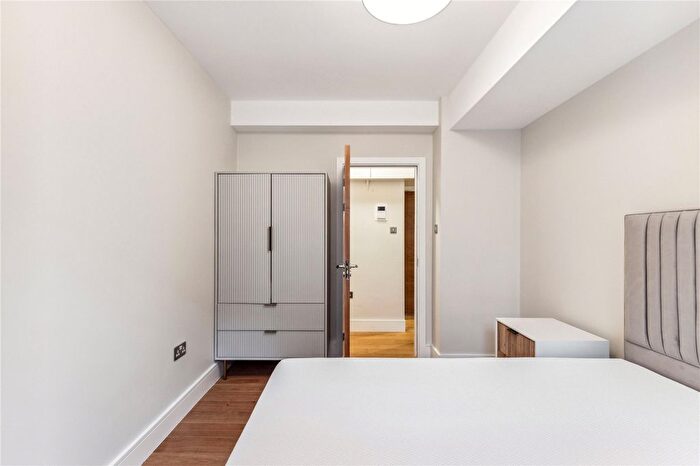 1 Bedroom Flat To Rent In Bryanston Place, London, W1H
