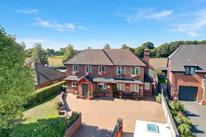 5 Bedroom Detached House For Sale In Ravenstone Road, Heather, LE67
