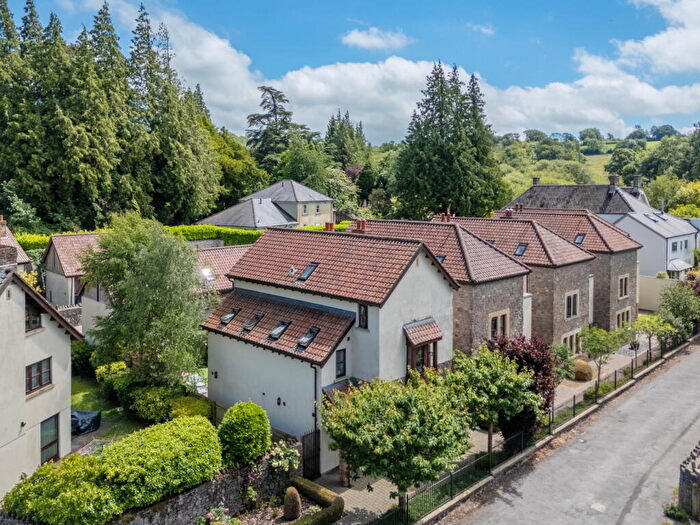 4 Bedroom Detached House For Sale In House & Studio At The Granary, High Street, Oakhill, BA3