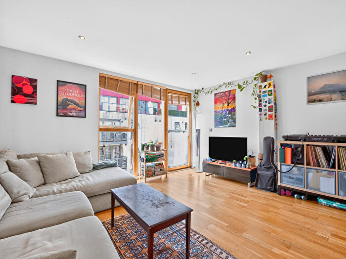 1 Bedroom Apartment To Rent In Lea Bridge Road, Hackney, London, E5