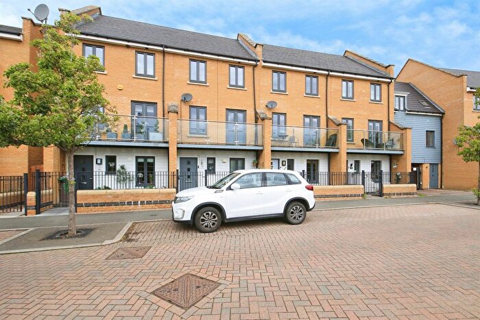 4 Bedroom Terraced House For Sale In Spring Avenue, Hampton Vale, Peterborough, PE7