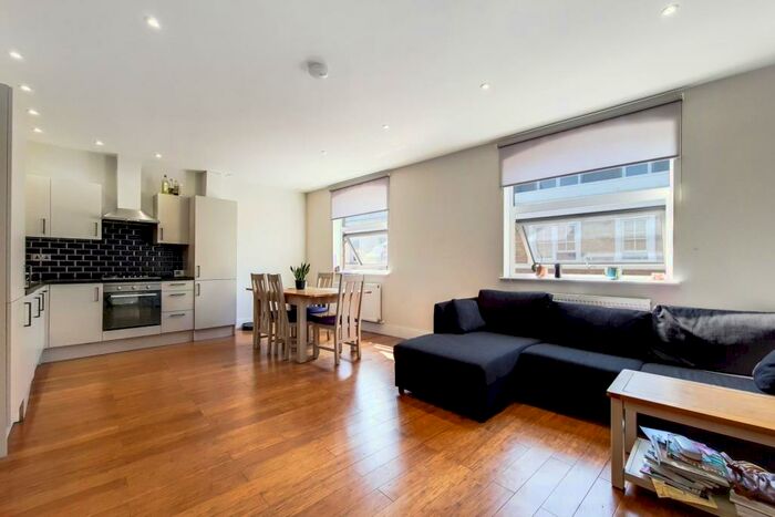 2 Bedroom Flat To Rent In Kingsland High Street, London, E8