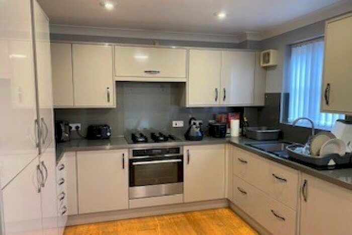 4 Bedroom Property To Rent In Potter Way, Elstow, Bedford MK42