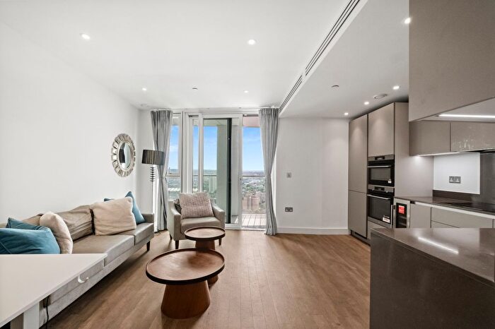 2 Bedroom Property To Rent In Gladwin Tower, Wandsworth Road, SW8