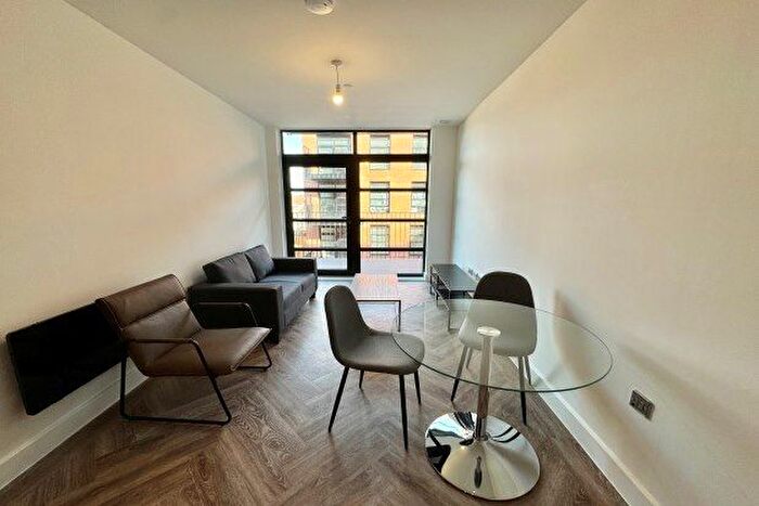1 Bedroom Flat To Rent In Price Street, Birmingham, B4
