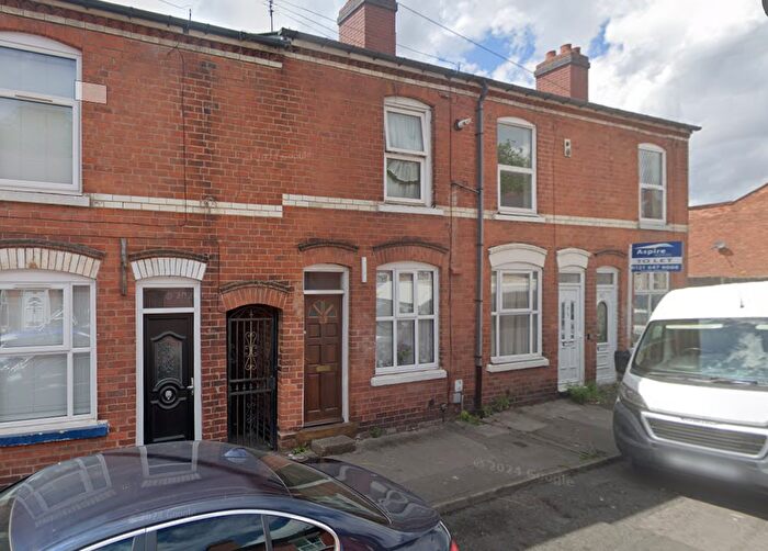 2 Bedroom Terraced House To Rent In Prince Street, Walsall, WS2
