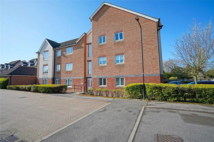 2 Bedroom Flat For Sale In Companions Close, Wickersley, Rotherham, South Yorkshire, S66