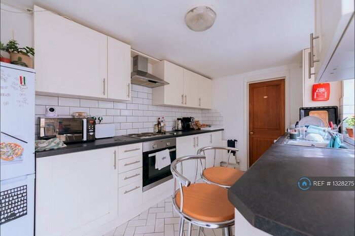 4 Bedroom Semi-Detached House To Rent In Ada Road, London, SE5