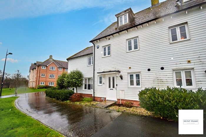 4 Bedroom Town House For Sale In St. James Walk, Polegate, BN26