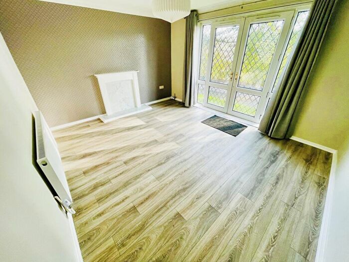 2 Bedroom Flat To Rent In Bronhafod Street, Brynmawr, Ebbw Vale, NP23