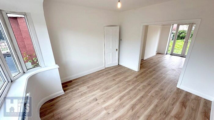 3 Bedroom Semi Detached House To Rent In Carter Knowle Road, Sheffield, S7