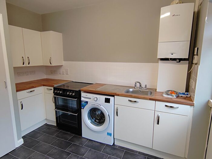1 Bedroom Flat To Rent In Sandringham Road, Willesden Green, London, NW2