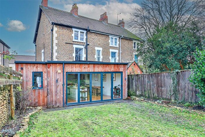 3 Bedroom House For Sale In Whitewell Road, Frome, Somerset, BA11