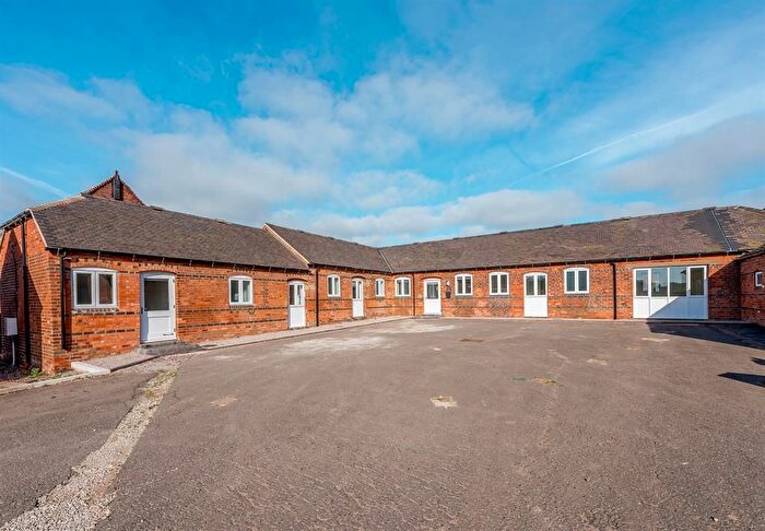 4 Bedroom Cottage To Rent In Hectors House Weeford Park Farm, Bassetts Pole, Canwell, B75