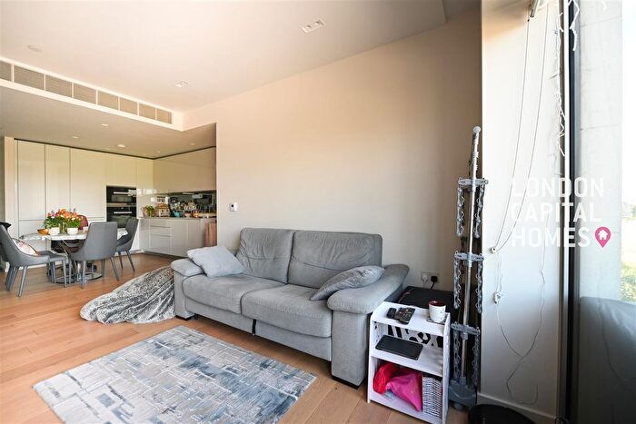 1 Bedroom Flat To Rent In Columbia Gardens, London, SW6