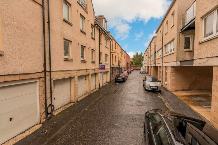 2 Bedroom Flat To Rent In Trafalgar Lane, Newhaven, Edinburgh, EH6