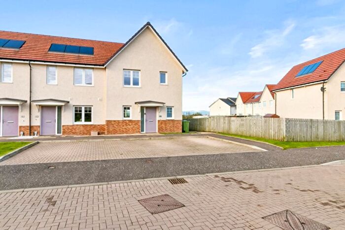 3 Bedroom End Terrace House For Sale In Littleton Park, Barrhead, G78