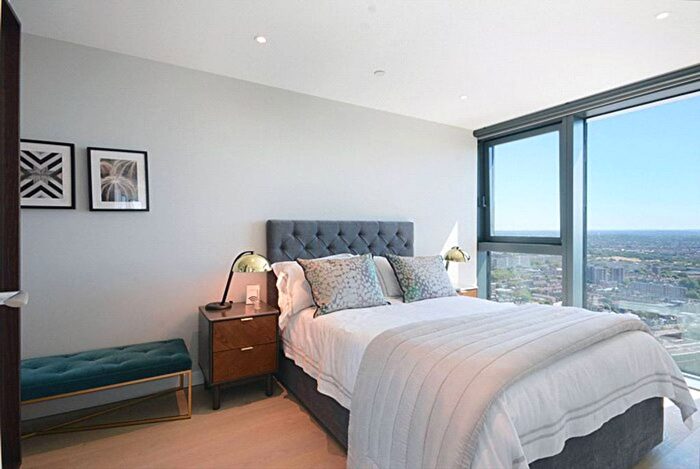 2 Bedroom Flat To Rent In Uncle Elephant And Castle, Elephant And Castle, London, SE11