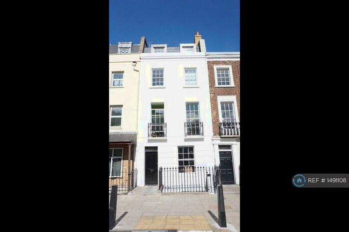 Studio To Rent In Arlington Road, London, NW1