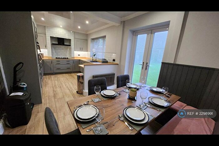 3 Bedroom Semi-Detached House To Rent In Highfield Road, Farnworth, Bolton, BL4