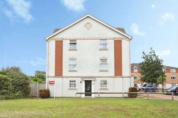 3 Bedroom End Of Terrace House For Sale In Bismuth Drive, Sittingbourne, ME10
