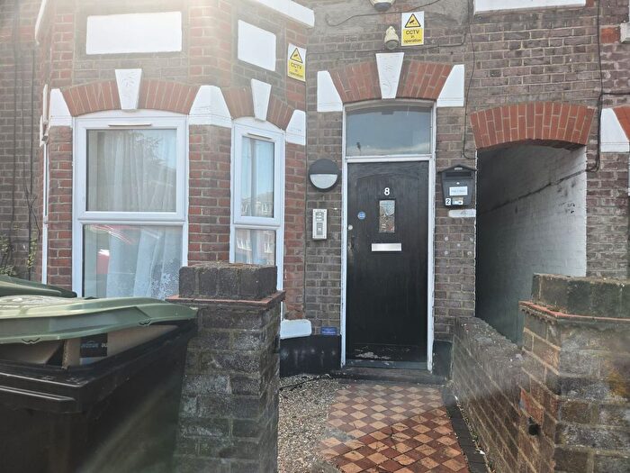 1 Bedroom Flat To Rent In Cardiff Grove, Luton, LU1