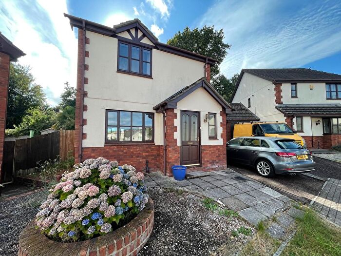 3 Bedroom Detached House To Rent In Arran Close, Torquay, TQ2