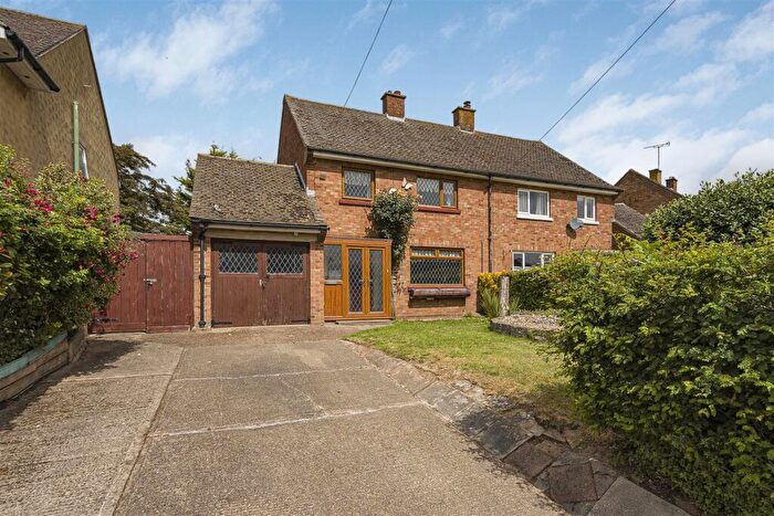 3 Bedroom Semi Detached House For Sale In Waldegrave Way, Lawford, Manningtree, CO11