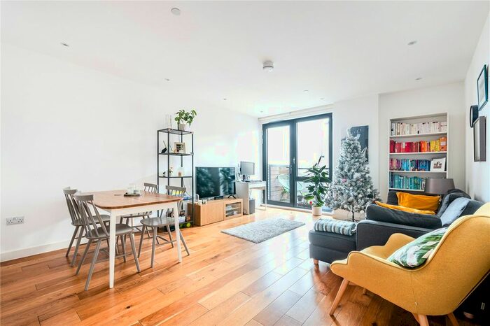 1 Bedroom Flat To Rent In Regalia Point, Palmers Road, Bethnal Green, London, E2