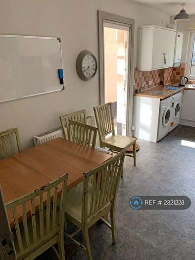 4 Bedroom Terraced House To Rent In Pinhoe Road, Exeter, EX4