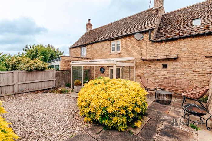 2 Bedroom House For Sale In Bell Yard, Collyweston, Stamford, PE9