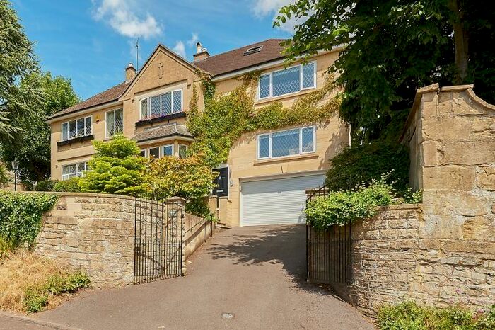 2 Bedroom Apartment To Rent In Prior View, St. Stephens Road, Bath, BA1
