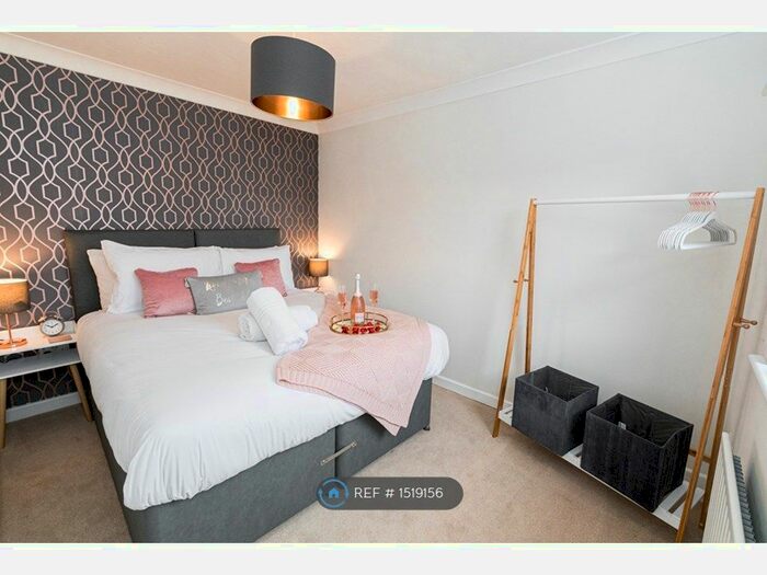 2 Bedroom Terraced House To Rent In The Brombys, Poole, BH15