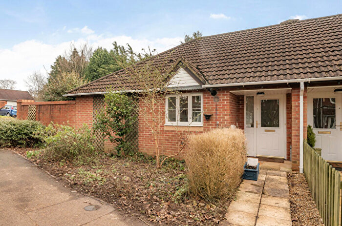 2 Bedroom Bungalow For Sale In Hazel Road, Four Marks, Alton, Hampshire, GU34
