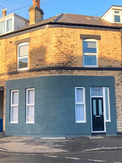 2 Bedroom Semi-Detached House To Rent In Hawthorn Road, Sheffield, S6