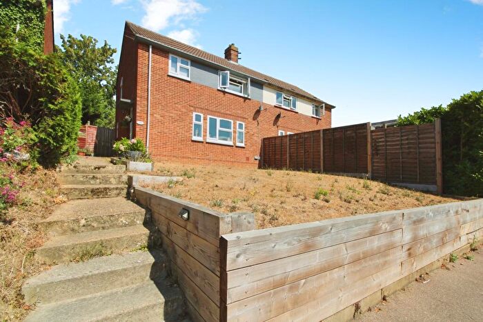 3 Bedroom Semi-Detached House For Sale In Tudor Road, Sudbury, CO10